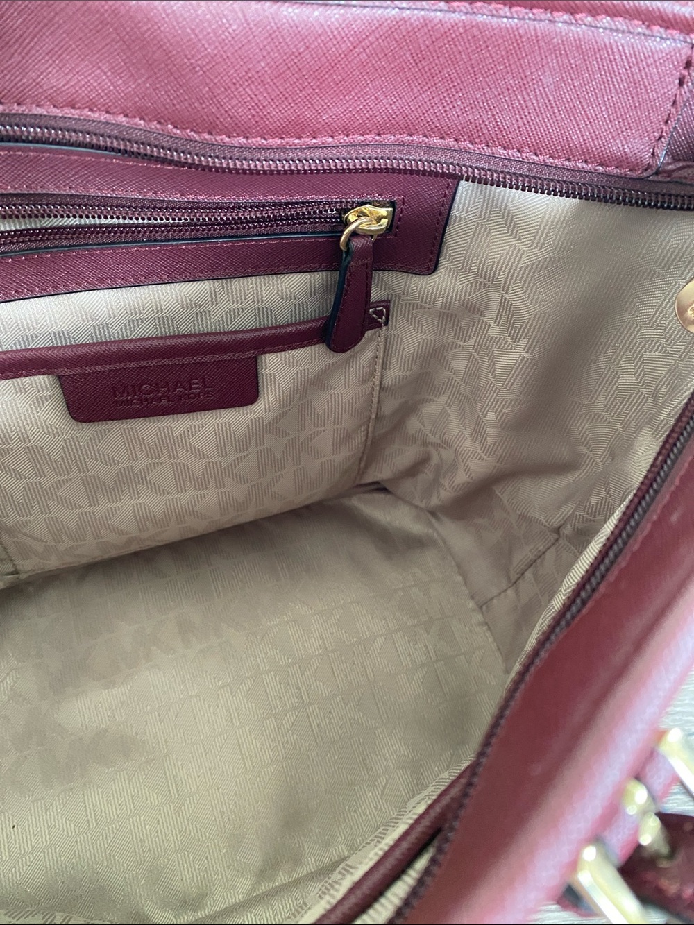 Michael Kors Burgandy Plum Zip Top Tote with Gold Hardware - Picture 8 of 16